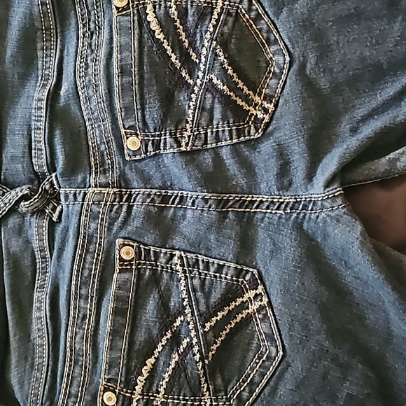 Cute wallflower jeans !! - Picture 6 of 6